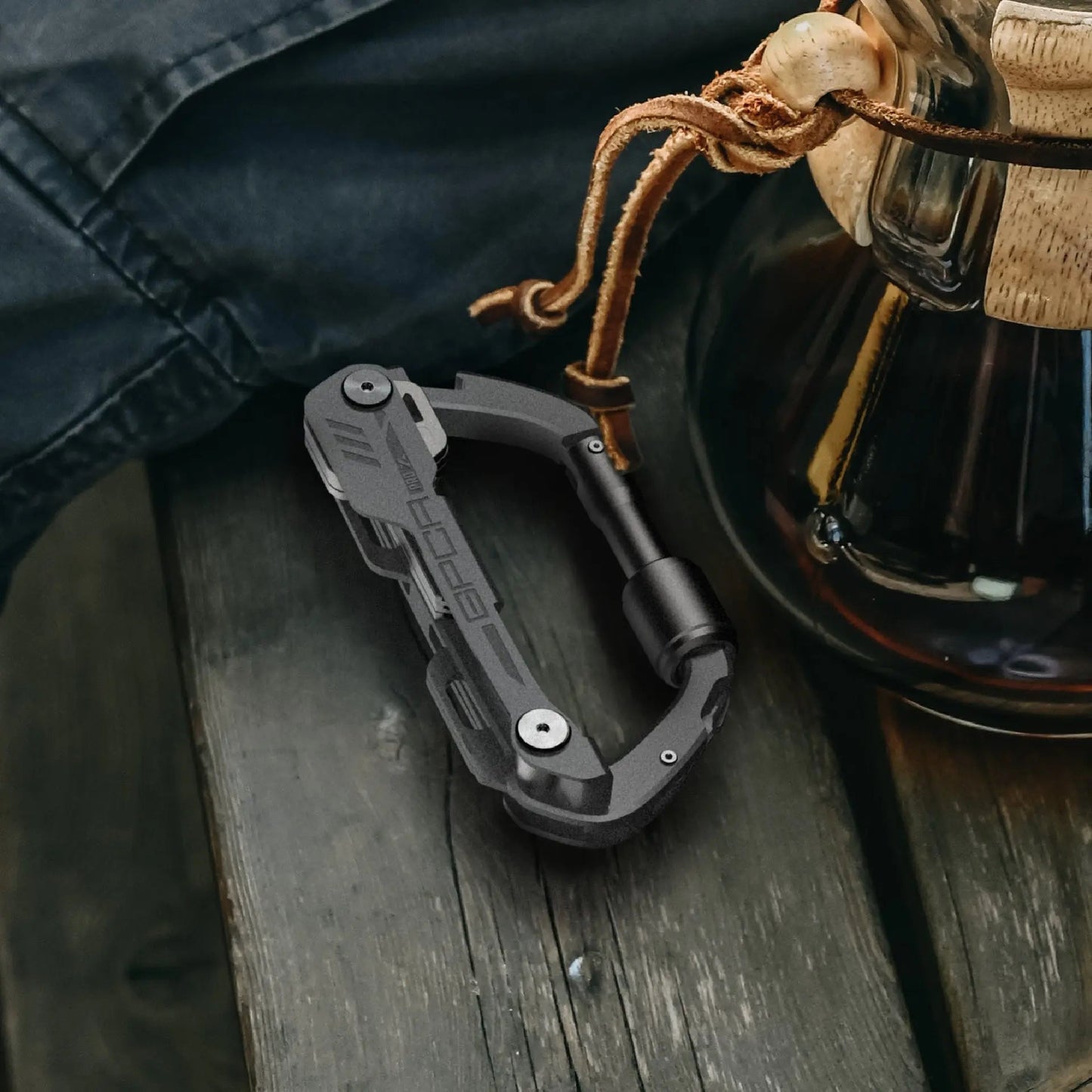 GPCA Carabiner PRO X KEY - Premium EDC Keychain with Built-in Tools